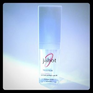 RED CARPET  Picture Perfect Eye Life